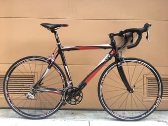 2007 GT R Series 2 Road Bike 1