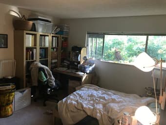 Ready July 4th: Master bdrm in Palo Alto 2B/1B apartment w pool! 3