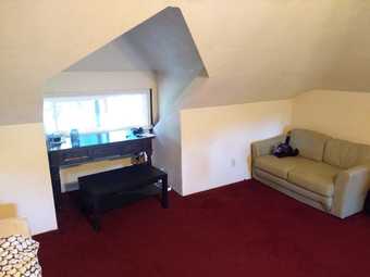 Furnished room (couples welcome) downtown Palo Alto 3