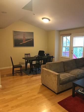 Summer Sublet El Camino Real 3