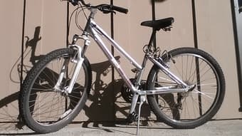 Man's bicycle in Great condition 2
