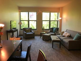 Sunny Summer Sublet in Munger 4 bed / 4.5 bath (6/9-8/2) 1