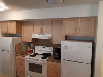 [Male Stanford Affiliate Only] On-Campus Rains 4 Bedrooms apartment 2