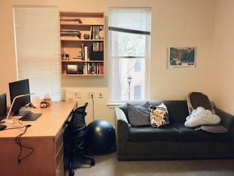 Summer EV Studio Sublet - 6/13-8/8, 9/1-17 - negotiable rent 1