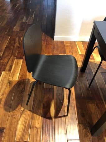 lightly used ikea dining table and chairs 3