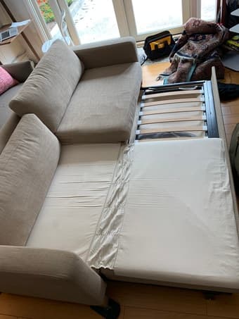 Ikea Queen Sleeper Excellent Cond 1