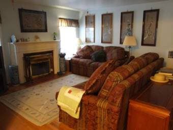 140ft2 - 1 room available 8/1/2019 (palo alto) 1