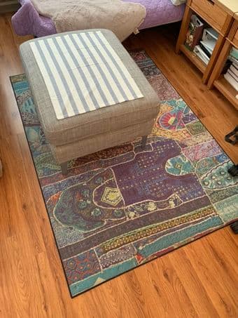 Ottoman Footrest Stool + Rug 1