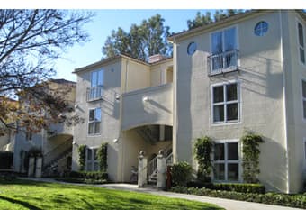 Sublet oncampus housing for female Stanford affiliate Jun 23-Sep 21 1