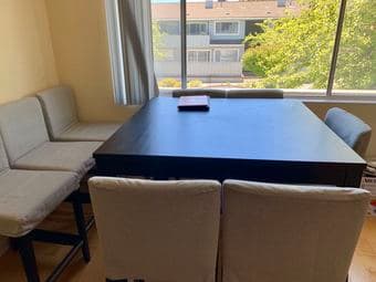 Dinning table and eight chairs, like fabulous 2
