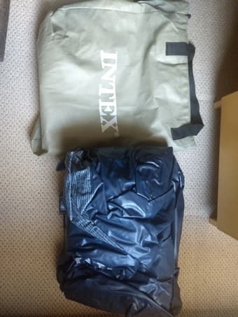 Twin size air mattress! 1