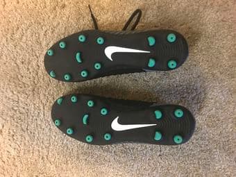 Mens Nike cleats, brand new, US mens size 9 3
