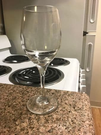 Wine glasses, set of 4 1