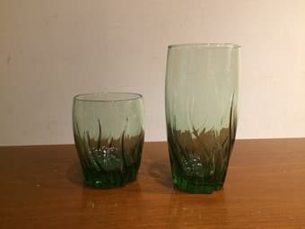 Glass cups set 1