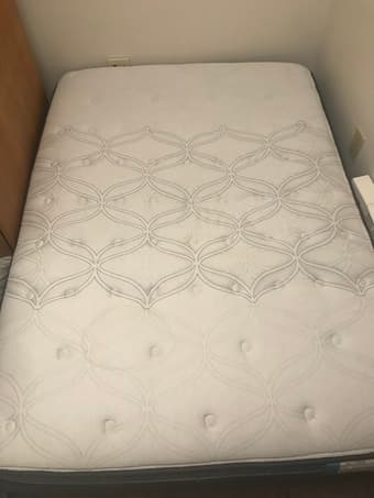 Full Size Sealy Mattress and box spring 1
