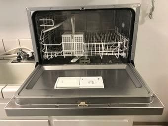 SPT Countertop Dishwasher, Silver 2