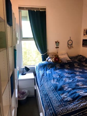 Beautiful studio mid-June to mid-September on campus 1