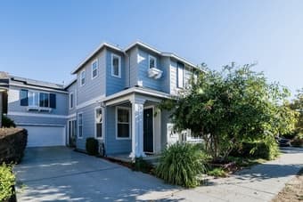 Great location - room for rent in East Palo Alto 1