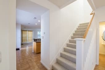 Great location - room for rent in East Palo Alto 3
