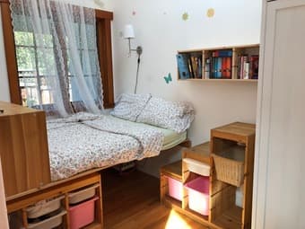 Room Available in Gorgeous Menlo Park Grad Student House 6/15 - 6/30 3