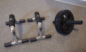 push up bar and ab roller brand new 1