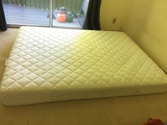 Ikea queen size mattress (like new) 1