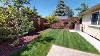 Palo Alto house with room for rent! 1
