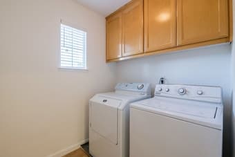 Great location - room for rent in East Palo Alto 3