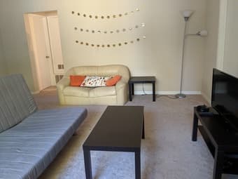 Private bedroom in 3 bed house - private garage - available now 3