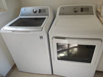 GE Washer and Dryer - Like New! 1