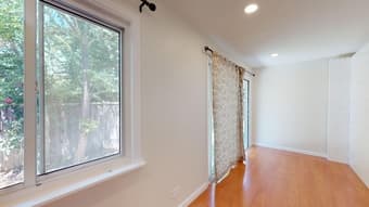 Room for rent in beautiful house :) 1