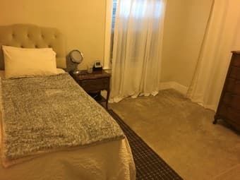 [Room For Rent in Belmont] Available August 1st! 1