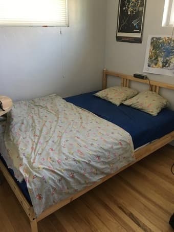 Queen Size Bed: Mattress + Frame 1