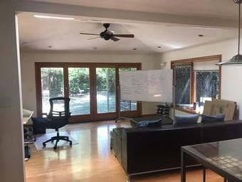 Single bedroom w/ bath for lease starting mid-July in Palo Alto 1