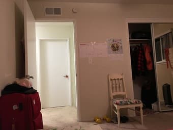 安稳的住所Menlo Park近Stanford次卧有家具（share bathroom）出租August 25th 3