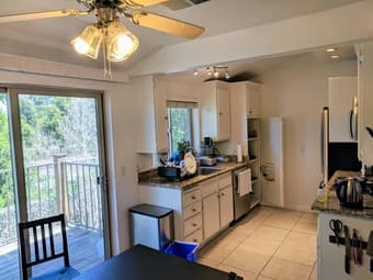 Room in 4BR/2BA in Palo Alto (Cal Ave) available Aug 1 1