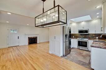 Looking for couple/single to share 3BR with one Stanford couple 2