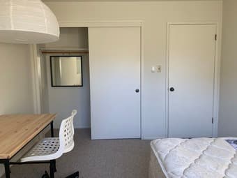 Sunlit unfurnished bedroom in Menlo Park duplex, 2 miles from Stanford 2