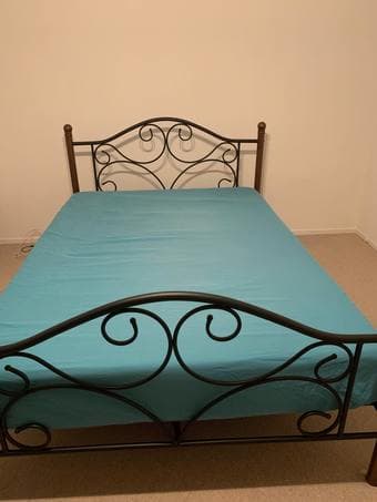 Queen size bed & 8" memory foam mattress 2