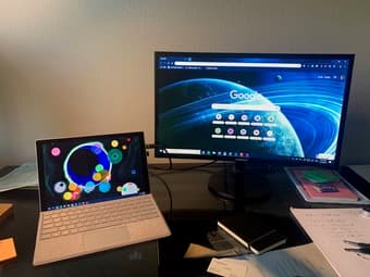 Samsung Screen 24" CF390 Curved LED Monitor 2