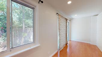 Room for rent in beautiful house :) 1