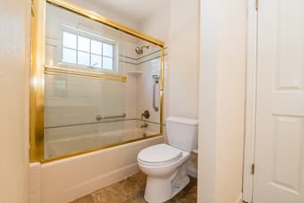 Big Los Altos with great people - room for rent 2