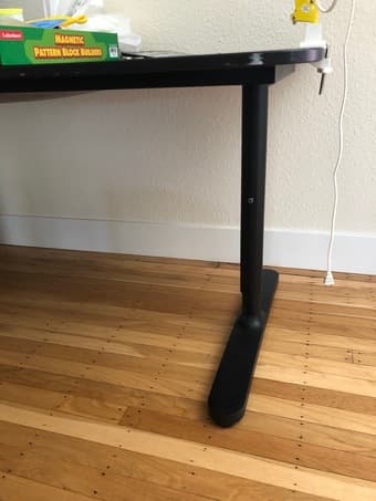 Office desk ikea bekant 1