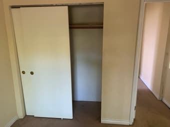 Huge master bedroom in spacious 4bd house, Midtown PA 1