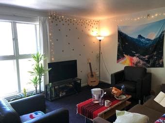 SUMMER SUBLET IN 4BR 2BATH APARTMENT IN RAINS (MIXED GENDER) 2