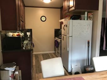 Large room in renovated 2b/1ba apartment in Mountain View 2