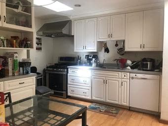 Single bedroom w/ shared bath for lease in Palo Alto 2