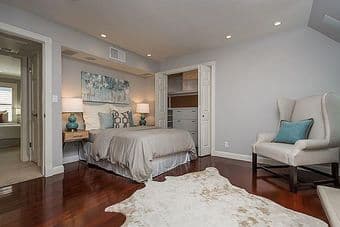 1 beautiful bed/shared bath, hardwood, walking dist. from Univ. Ave! - 1
