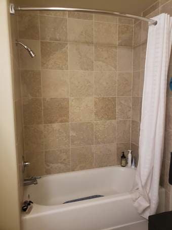 Summer On Campus Private Bed/Bath Kitchen Munger Graduate Apartment 2