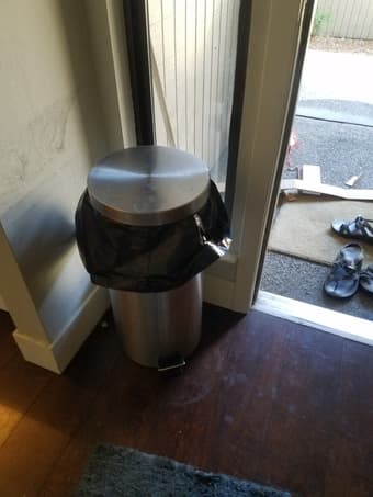 Trash can (stainless steel) 1